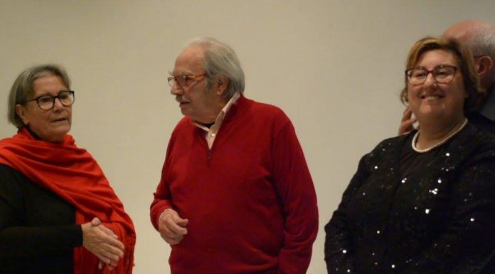 Nella foto, Livia Coletta, Antonio Casagrande e Maria Giovanna Romaniello (ultima a destra) alla Luetec per inaugurare il primo “Teatro forum” di Napoli \ilmondodisuk.com