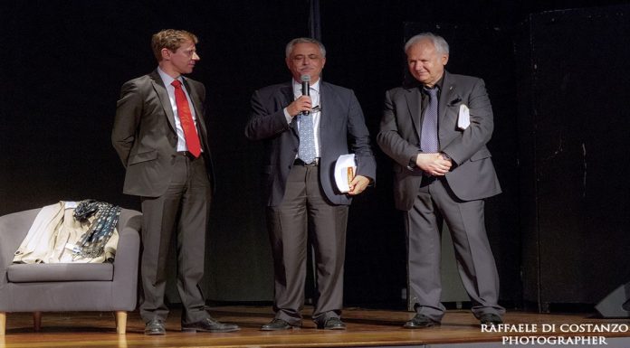 Nelle foto di Raffaele Di Costanzo, momenti della presentazione del libro con Jean-Nol Schifano, Jean-Paul Seytre, Nino Daniele (in alto), Stella Cervasio, Donatella Gallone e Salvio Esposito (al centro), all'istituto francese di Napoli in via Crispi 86\ilmondodisuk.com