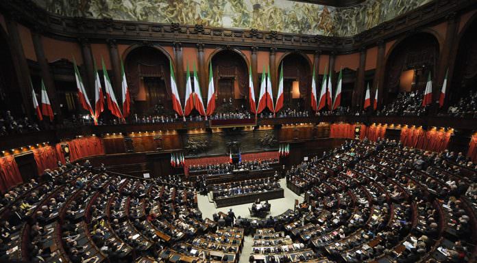 Parlamento italiano ! ilmondodisuk.com
