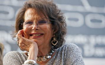 Teatro Augusteo/Claudia Cardinale, Serena Autieri, Sal da Vinci: ecco la nuova stagione. Da performance sofisticate al musical Claudia Cardinale | ilmodndoisuk.com