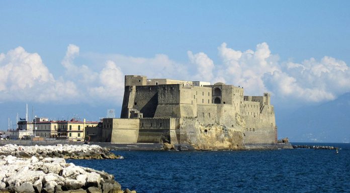 Castel dell'ovo| ilmondodisuk.com