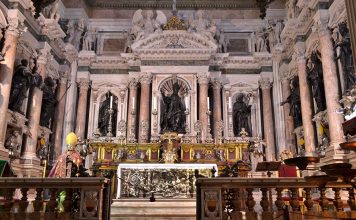 Cappella del tesoro di San Gennaro, biglietto speciale con visita guidata gratuita. In attesa del miracolo cappella del tesoro| ilmondodisuk.com