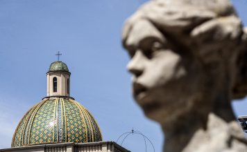 Autunno con il Fai alla scoperta delle meraviglie di Piazza Mercato e dintorni croce al mercato| ilmondodisuk.com