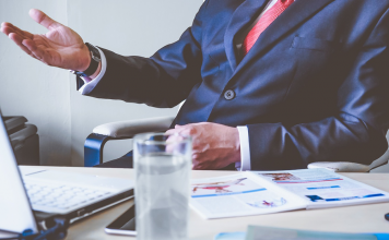 Il racconto /Gennaro cerca lavoro, ma quel “peccato originale” lo blocca colloquio di lavoro| ilmondodisuk.com