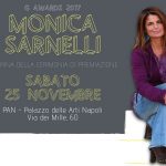Nella foto di Nando Calabrese (in alto), un momento della cerimonia di premiazione della scorsa edizione con l’ideatore Giammy Caccese e, al centro, la locandina con alcuni dei protagonisti di quest'anno, la madrina Monica Sarnelli e il regista e attore Claudio Di Biagio\ ilmondodisuk.com