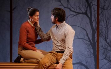 Latitia Csta ilmondodisuk.com