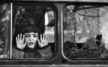 Sabato della fotografia alla Sala Assoli: il regista Guido Pappadà racconta lo sguardo acuto del fotogiornalista Francesco Cito, reporter di guerra Bosnia| ilmondodisuk.com