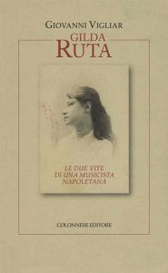 Tui sopra, la copertina del libro. In alto, un'immagine della Napoli dell'Ottocento