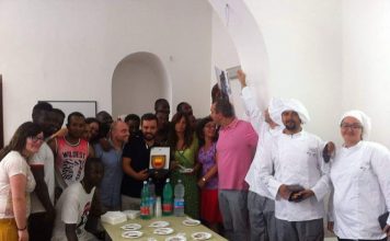 Il progetto/Gusto da vendere: giovani migranti in cucina all’istituto alberghiero Duca di Buonvicino. Così Napoli crea integrazione a tavola immigrato| ilmondodisuk.com