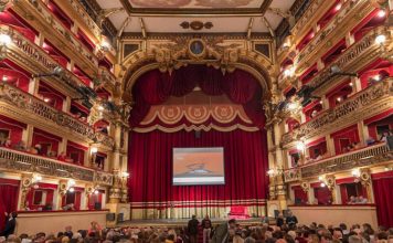 Il Festival/”Noi e loro”: Napoli dà lezioni di Storia e identità. Dal 27 febbraio al 1 marzo