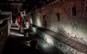 Campania by night/Venerdì di Ercolano, tableaux vivants e proiezioni d’immagini per le passeggiate nel parco archeologico