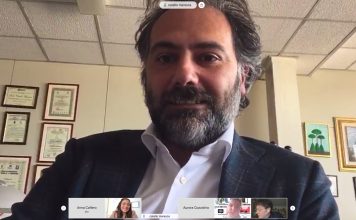 Dibattito/Come ci si difende dal bullismo anche su Internet: studentesse e studenti di Ponticelli ne parlano con il magistrato Catello Maresca