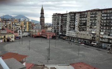 Sfida elettorale/Piazza Mercato: i 4 candidati ascoltano i cittadini del quartiere. Fondi europei (del pnrr) per realizzare la fiera permanente e grandi eventi