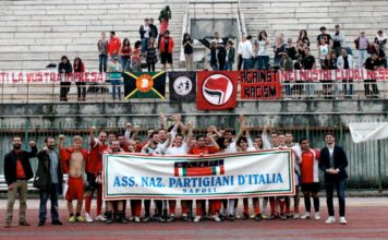Napoli, Stadio Collana, 25 aprile 2013. Torneo di calcio antifascista promosso dall'ANPI e dalla squadra popolare Stella Rossa