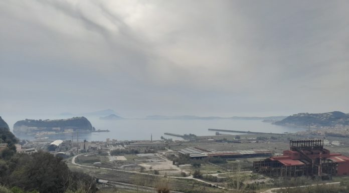 Napoli. Ciò che resta dello stabilimento Italsider di Bagnoli.