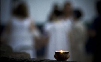 Il teatro cerca casa/ Somma vesuviana: festa delle lanterne per il giardino delle fate imbellite