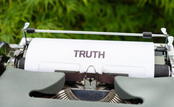 Il dito nell’occhio/ Ma chi parla di nascosto con i russi? Quell’inquietudine suscitata dalle parole del premier Draghi