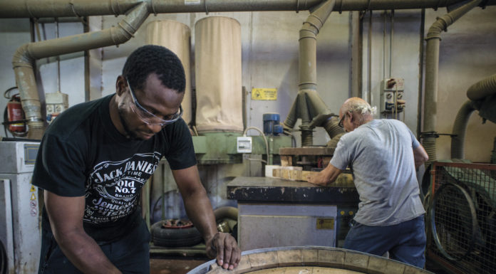 Il Sabato della fotografia/ Pino Miraglia racconta l’umanità del territorio vesuviano. Immagini dalla Terra nera