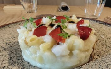 Pompei/ “Cavolo che pasta!”: il piccolo ristorante-museo Cenere rivisita l’insalata di rinforzo