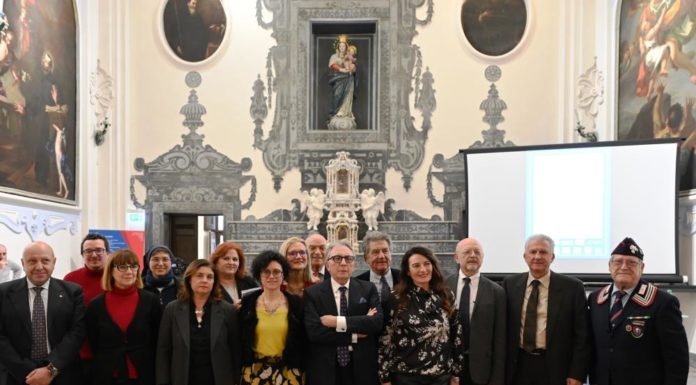 Suor Orsola Benincasa/ Progetto azione famiglia: sportello di ascolto e cinema contro la dispersione scolastica