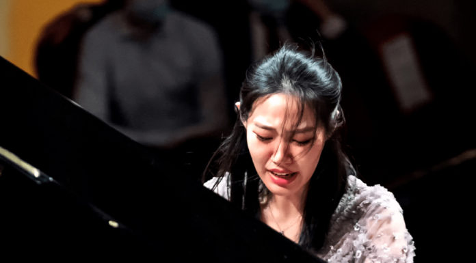 Teatro Sannazaro/ Associazioni Scarlatti: arriva la pianista cinese Ying Li, giovane talento internazionale