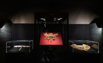 Mostra/ Museo del tesoro di San Gennaro: dialogo tra 3 collari, gioielli della devozione