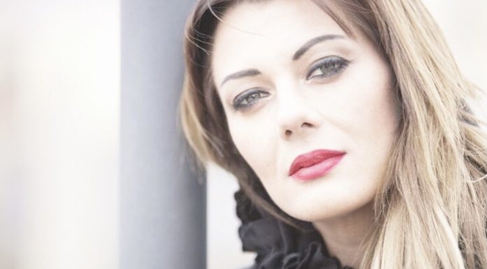 Cinema/ Film d’esordio per l’attrice napoletana, Cinzia Cordella diventa Lola Blue. Storia di solitudine e integrazione