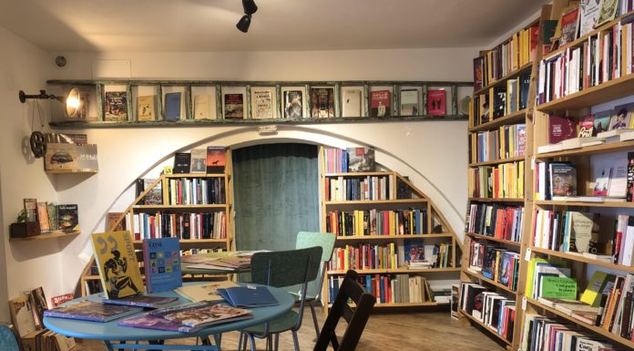 Giornata mondiale del libro/ Napoli celebra le parole scritte a Port’Alba. Sull’onda della musica