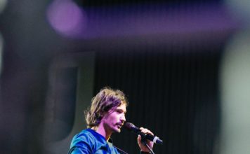 Sorrento classica/ Chiostro di san Francesco: omaggio a Dalla di Pierdavide Carone «Canto il repertorio di Lucio perché il pubblico vuole sentirlo da me»