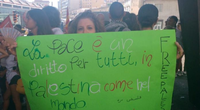 Diario di uno sciopero/ Anche il Montale di Scampia in piazza: studenti e docenti per la Palestina libera. Se il cambiamento comincia dalla periferia