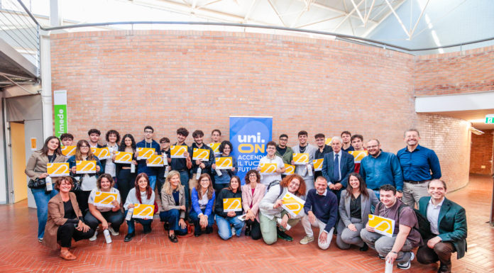 Povertà educativa/ Uni.on, accendi il tuo futuro: parte la seconda edizione del progetto. Cento borse di studio per accedere all’università, tra Napoli e Milano
