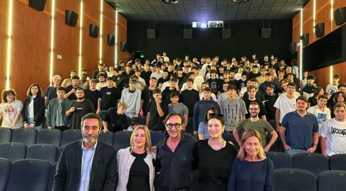 Cinema per crescere/ “Nero” di Giovanni Esposito: un film per le scuole. In 200, per una storia tra miracoli e  cronaca