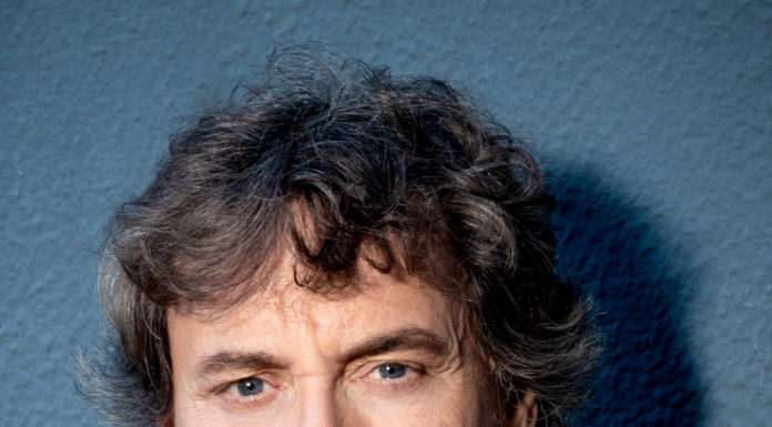 Teatro Bellini/ Alberto Angela presenta il suo Giulio Cesare: viaggio nel De Bello Gallico. Un racconto d’avventura che utilizza l’intelligenza artificiale guidata da un’indagine storica