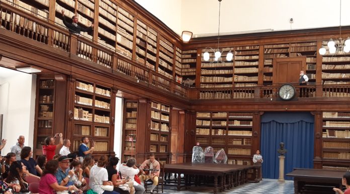 Biblioteca universitaria di Napoli/ Salone monumentale: riemerge un tesoro (pittorico) nascosto, oltre gli scaffali. Un nuovo percorso espositivo