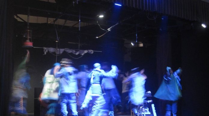 La Nuova Comune/ Secondigliano, teatro in carcere: i detenuti mettono in scena la possibilità di salpare verso una terra di libertà