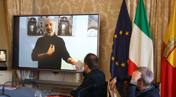 Maggio dei Monumenti/ Napoli, ebbra di luce e folle di colori: dal 2 maggio al 2 giugno il pubblico alla scoperta dei luoghi. Concerto di Bollani dedicato alla città
