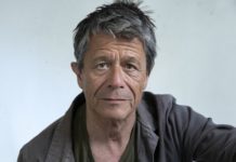 Fondazione Foqus/ Emmanuel Carrère presenta a Napoli “Kolchoz”, il suo romanzo famigliare. Quando la vita diventa letteratura che attraversa il Novecento