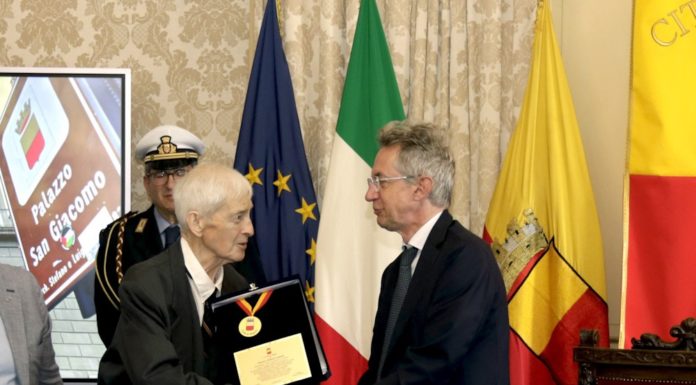 Il ricordo/ Michael Aspinall, da Londra a Napoli: Maestro del Belcanto, generoso e ironico