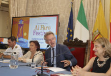 Molo San Vincenzo/ Al Faro: il festival si accende di arte e musica. Concerto all’alba dedicato al sole, motore di vita