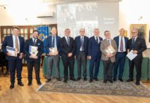 Lions Napoli Lamont Young/ Il Club chiude l’anno sociale sotto il segno di bellezza, cultura, solidarietà. Passaggio della campana tra Antonino Magliulo e Alfredo Maria Serra