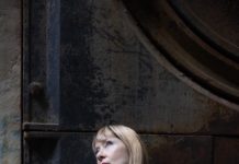 Musica al Castello/ Concerti gratuiti al Maschio Angioino: arriva la cantautrice statunitense Suzanne Vega (con posti a sedere)