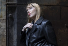 Musica al Castello/ Concerti gratuiti al Maschio Angioino: arriva la cantautrice statunitense Suzanne Vega (con posti a sedere)