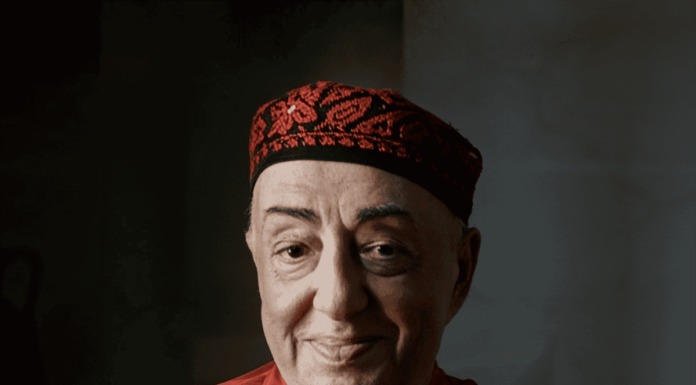 Santa Croce del Sannio/ ScenAria: Peppe Barra in piazza tra gli spiritilli di Enzo Moscato