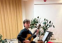 Chianciano Terme/ Talenti campani, dalla musica al cinema. Il giovane chitarrista classico Alessandro Giordano incanta il pubblico tra Bach e Manuel Maria Ponce