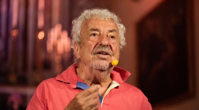 Festa di Piedigrotta/ Il direttore artistico Benedetto Casillo «Portare oggi questi canti e racconti nelle chiese significa tenere viva una memoria e creare occasioni per stare insieme»