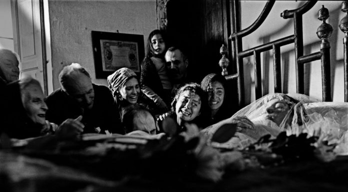 Sala Assoli Moscato/ Torna il sabato della fotografia: incontro con Turetta, tra realtà e finzione. Indagando il mondo