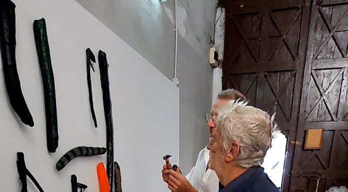 Giugliano/ Connessioni: Carmine Rezzuti, l’archeologo del presente. Quando la materia rinasce in una nuova storia