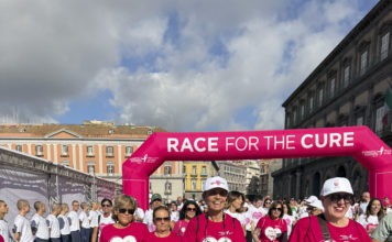 Komen Campania/ Piazza del Plebiscito, Napoli abbraccia le donne in rosa: la Race for the Cure coinvolge realtà diverse della città nel segno della prevenzione