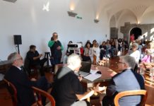 Wunderkammer/ A spizzichi e bocconi: riparte la stagione della rassegna napoletana itinerante. Monumenti, chiese e biblioteche diventano palcoscenico di conoscenza