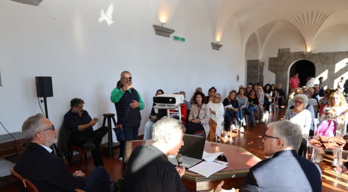 Wunderkammer/ A spizzichi e bocconi: riparte la stagione della rassegna napoletana itinerante. Monumenti, chiese e biblioteche diventano palcoscenico di conoscenza